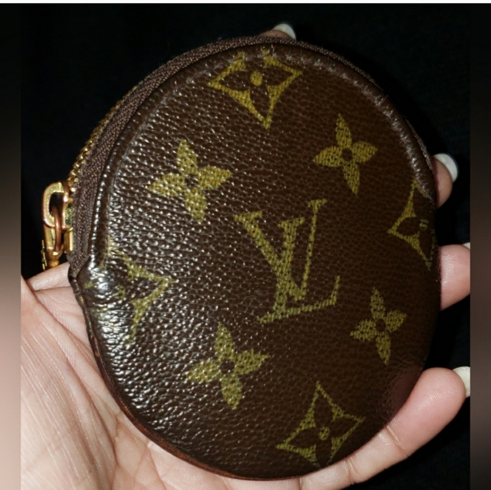 LV Coin Purse + 6 Key Case